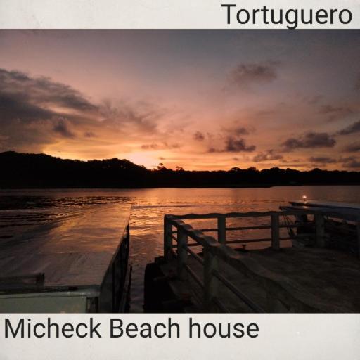 Micheck Beach House Tortuguero Bagian luar foto